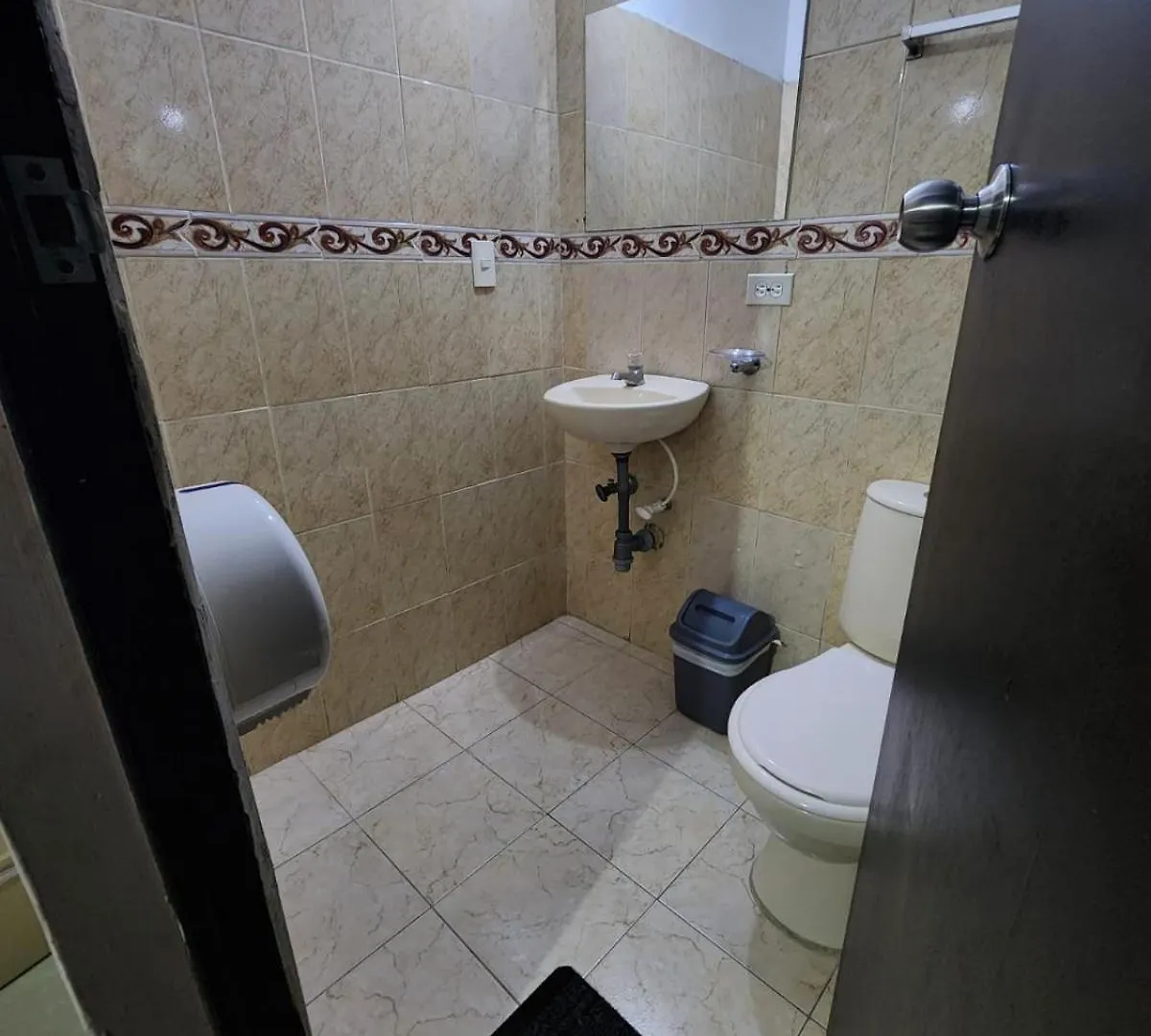 Hotel Medellin Calasanz