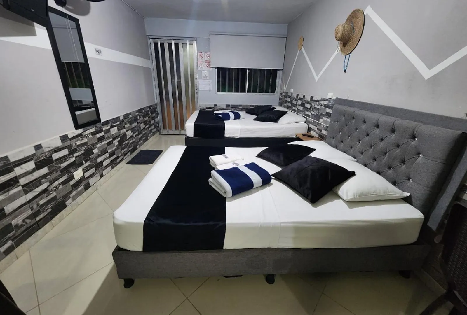 Hotel Medellin Calasanz