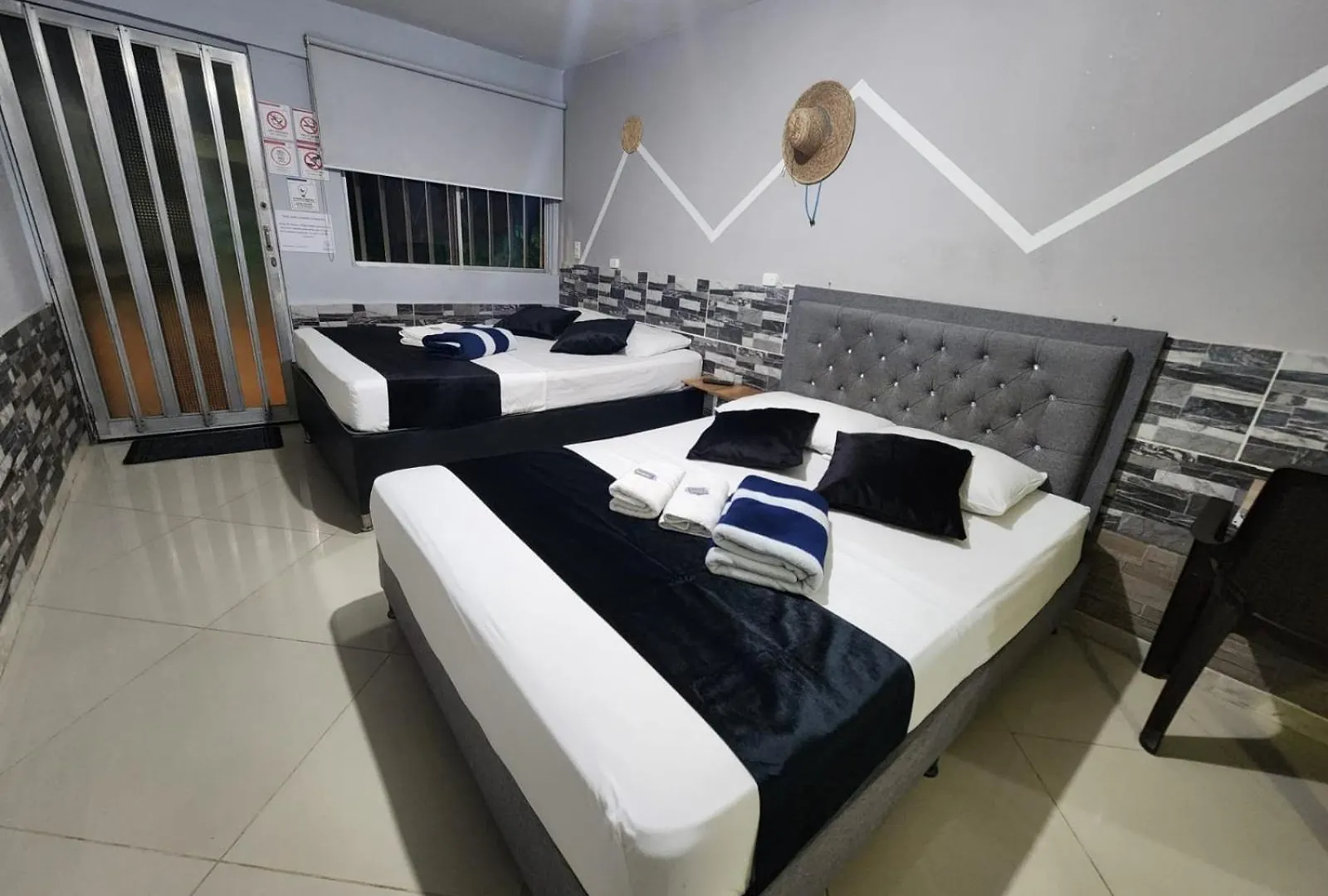 Hotel Medellin Calasanz