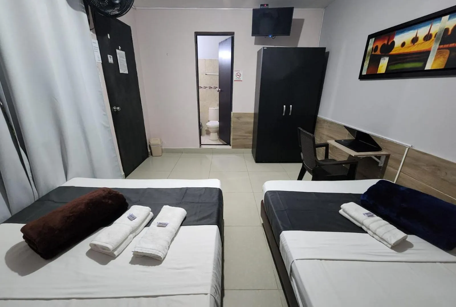 Hotel Medellin Calasanz