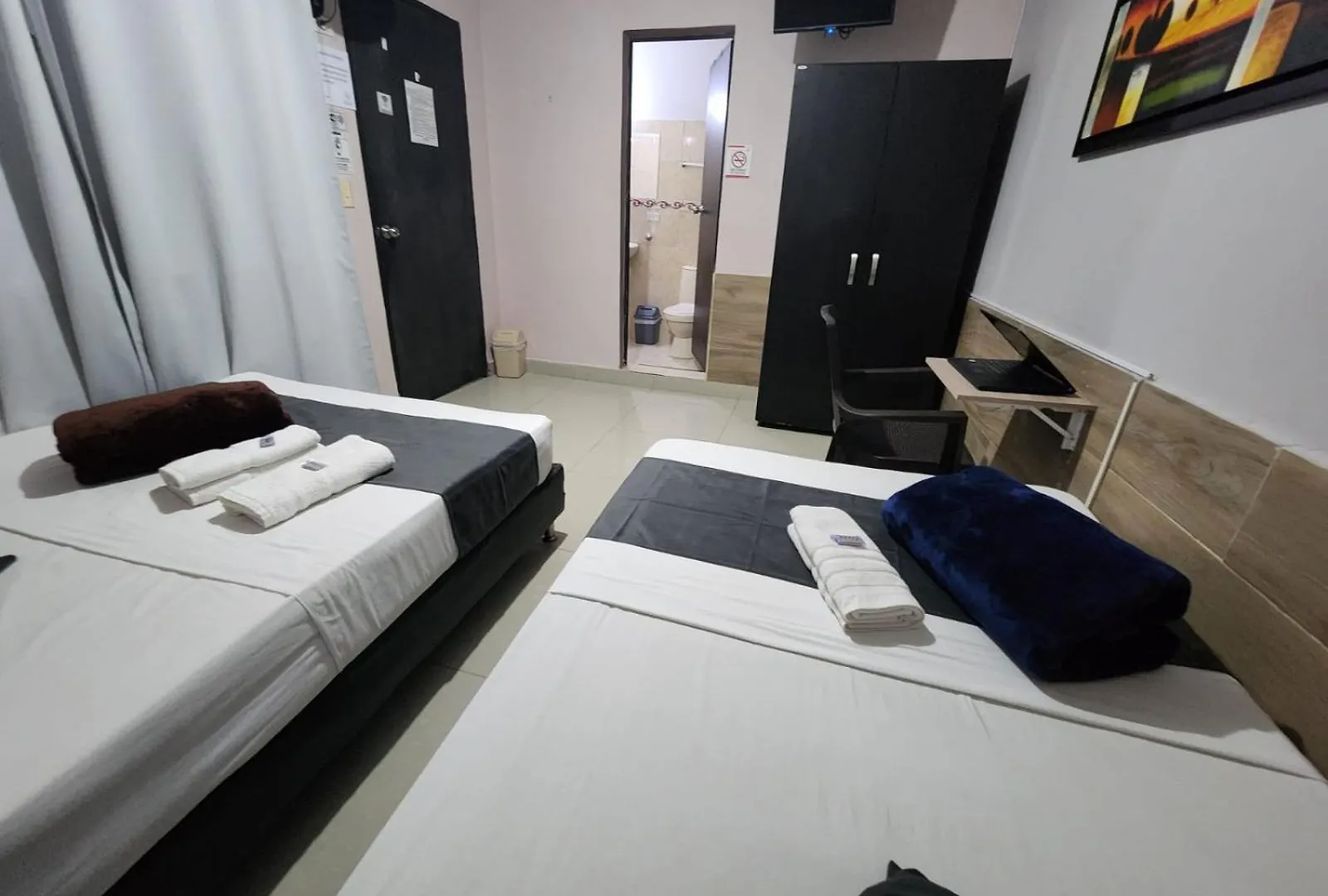 Hotel Medellin Calasanz